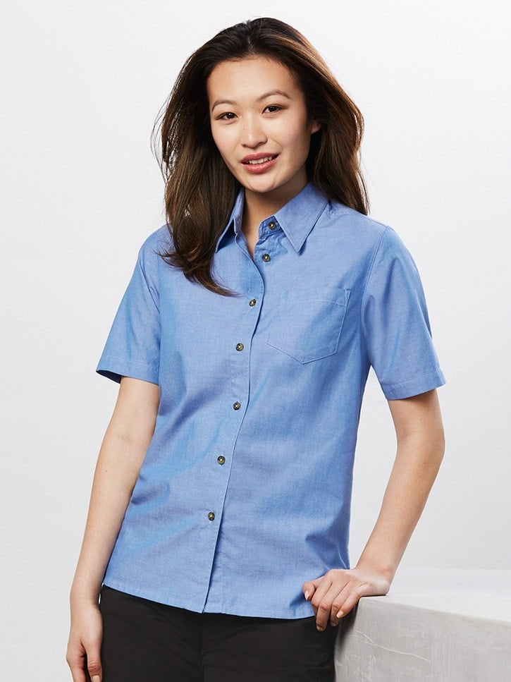 Ladies Wrinkle Free Chambray Short Sleeve Shirt